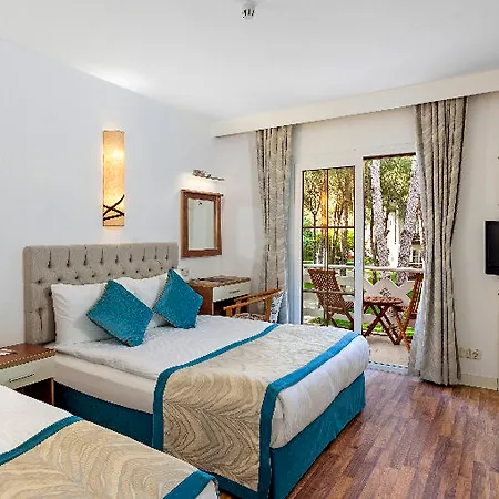 Jacaranda Beach Luxury Club Hotel