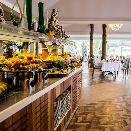Jacaranda Beach Luxury Club Hotel