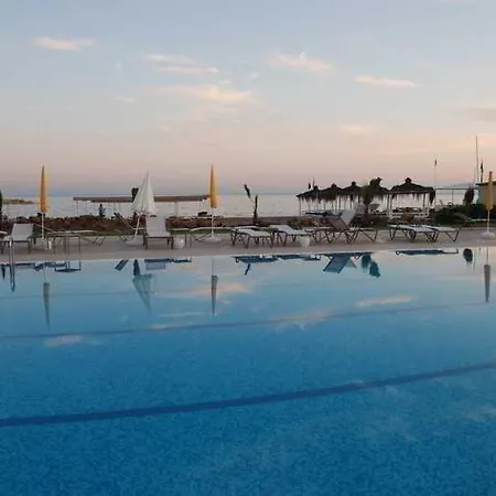 Hotel Jacaranda Beach Luxury Club 5*