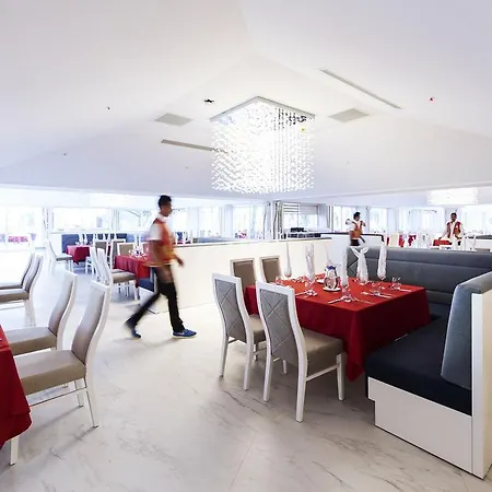 Jacaranda Beach Luxury Club Hotel 5*