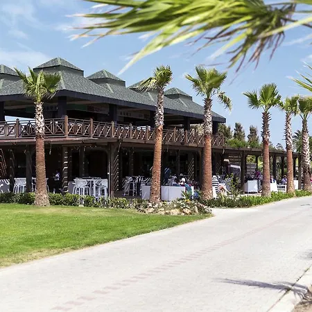 Hotel Jacaranda Beach Luxury Club